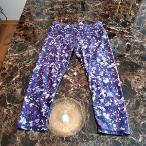 Fabletics Purple Camo Flurry Capri Leggings